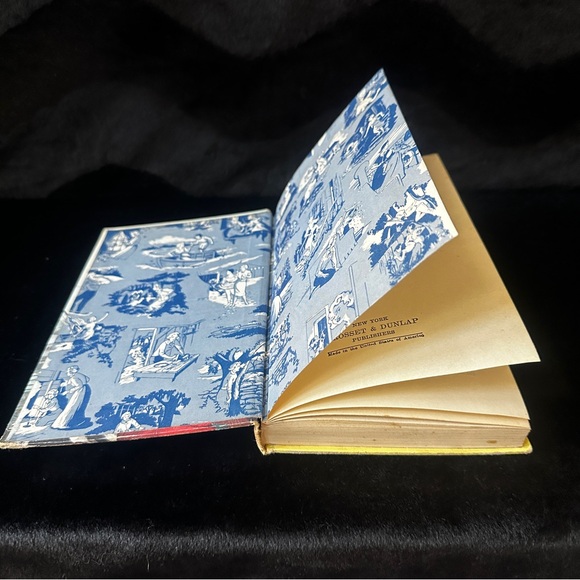 Vintage Nancy Drew 1940 Copyright - Picture 3 of 10